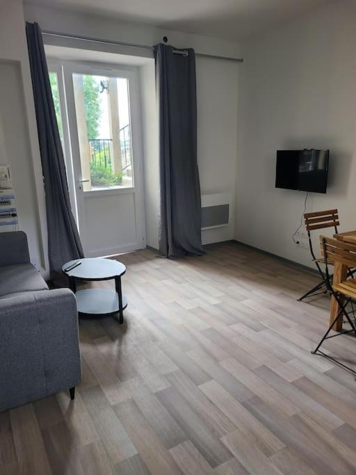 Logement Centre Ville Maurs Esterno foto