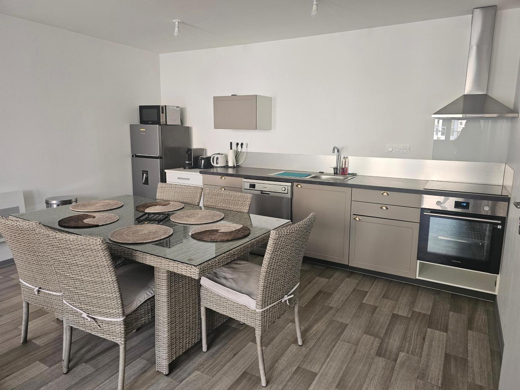 Logement Centre Ville Maurs Esterno foto