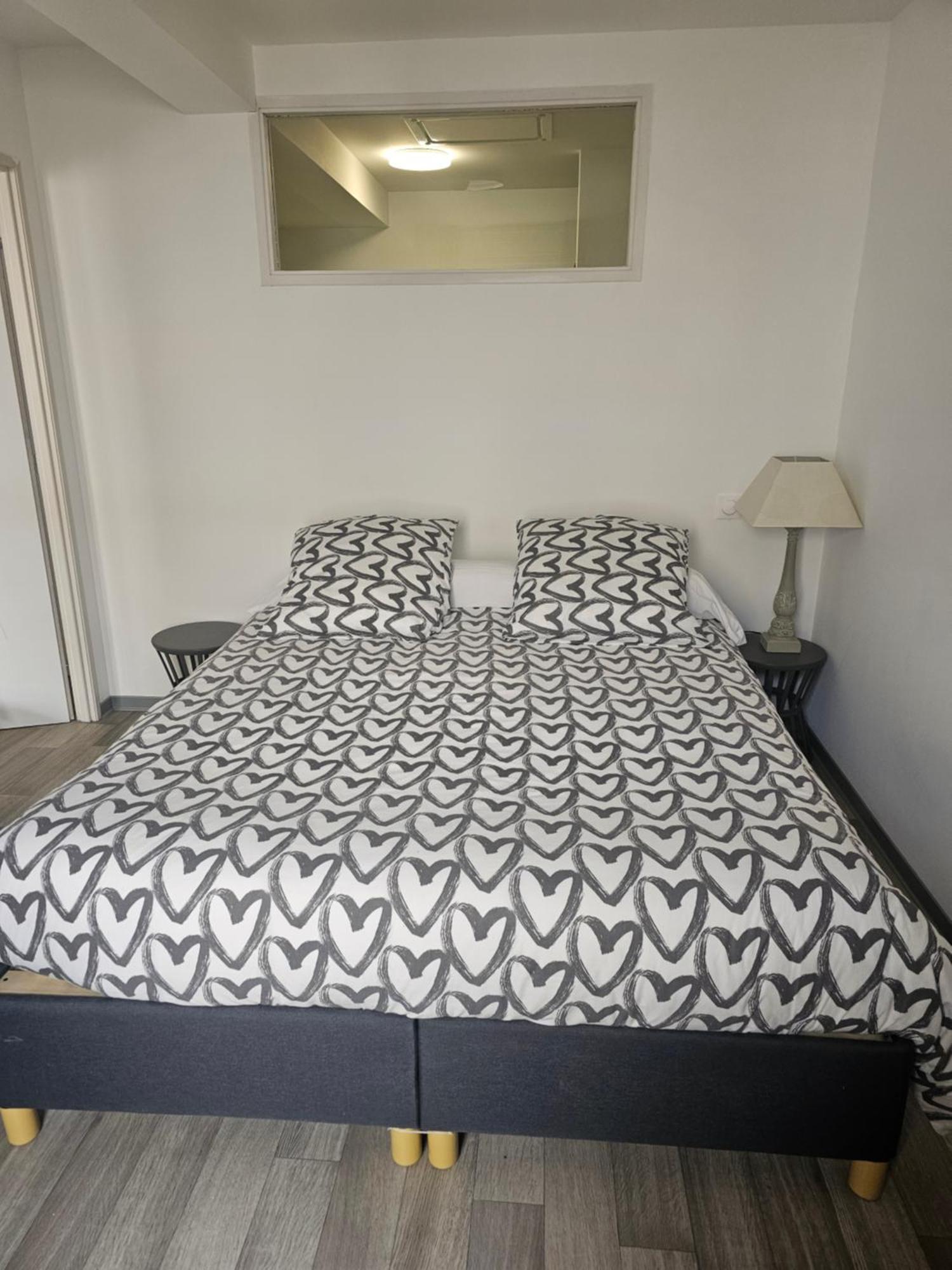 Logement Centre Ville Maurs Esterno foto
